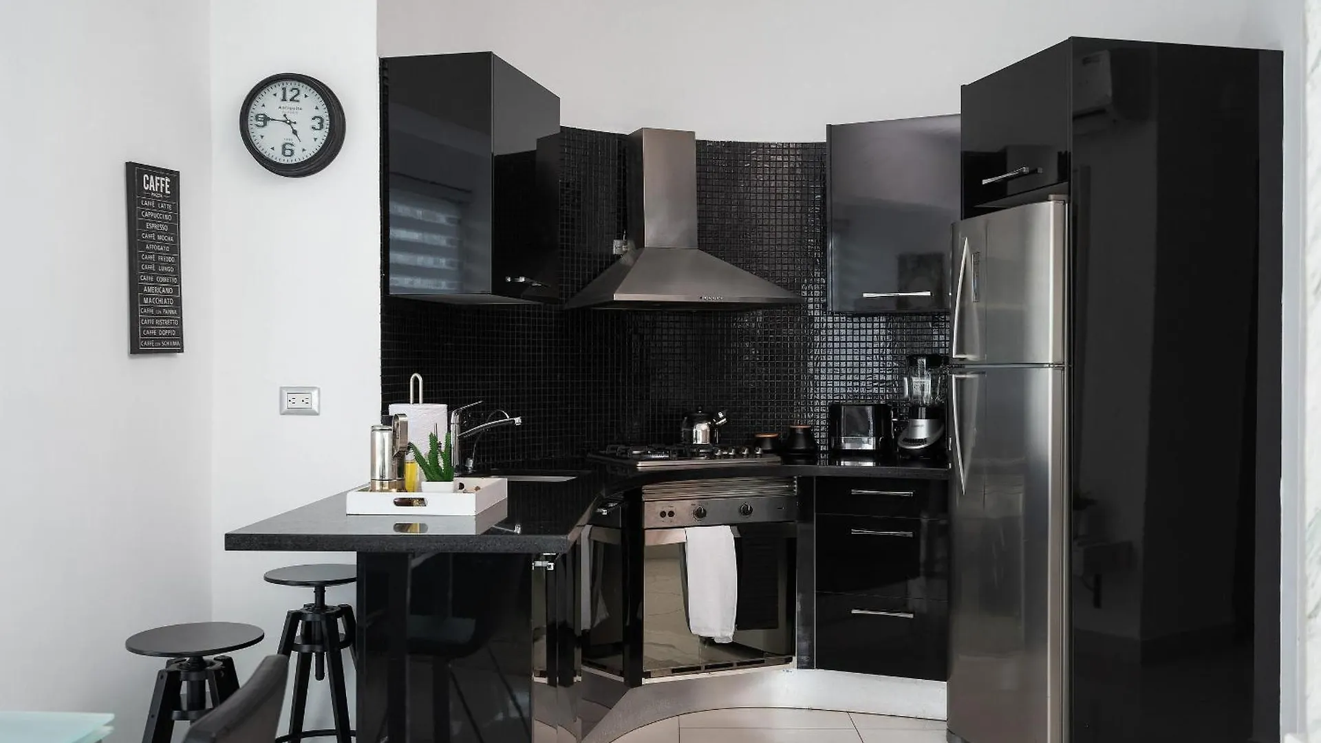 Apartment Armonia 24 Suites By Yellowkey Los Prados