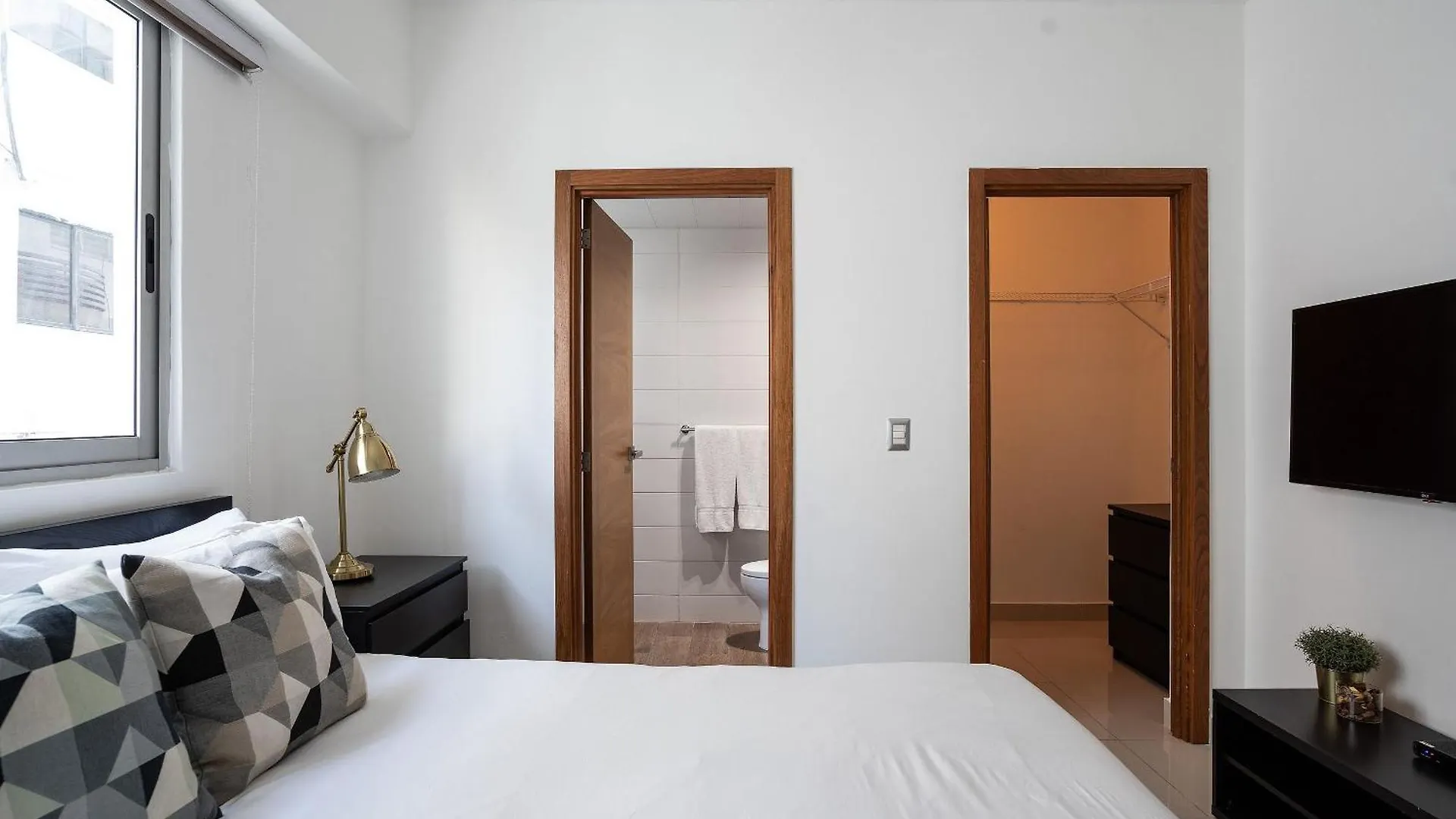 Armonia 24 Suites By Yellowkey Los Prados Apartment