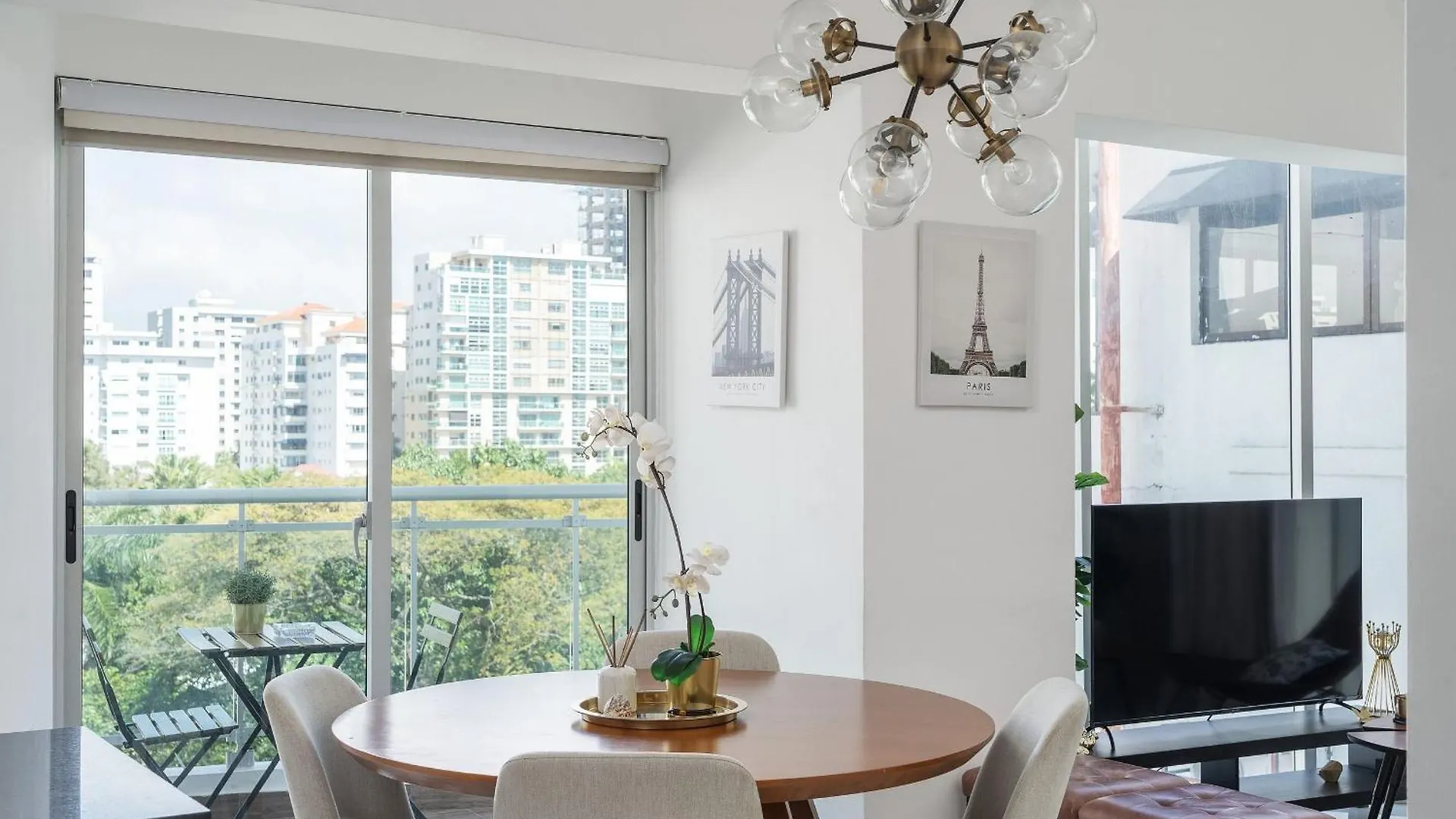 Armonia 24 Suites By Yellowkey Los Prados Apartment