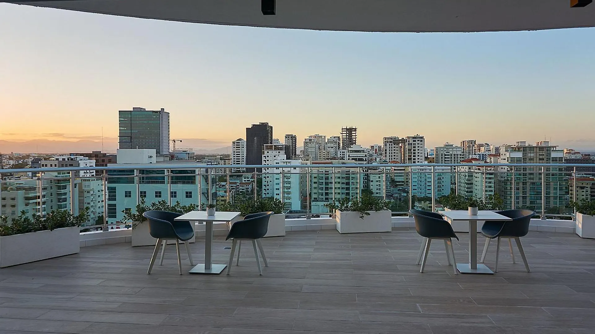 Apartment Armonia 24 Suites By Yellowkey Los Prados